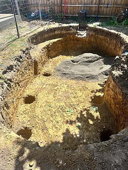 Free form concrete pools